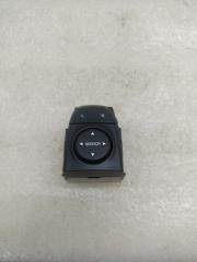 Запчасть блок управления зеркалами передний левый Kia Rio 2020