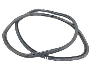 Уплотнитель проема двери задний правый Volkswagen Golf 2010