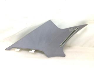 Фото запчасти обшивка стойки задняя левая Mercedes-Benz C180 2001 Б/У запчасть Запчасть обшивка стойки задняя левая Mercedes-Benz C180 2001