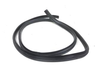 Уплотнитель проема двери передний правый Kia Optima 2012