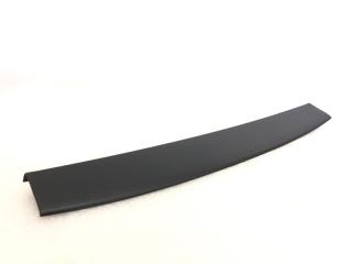 Запчасть накладка двери багажника Subaru XV 2012