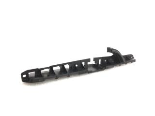 Запчасть кронштейн решетки радиатора Subaru XV 2012