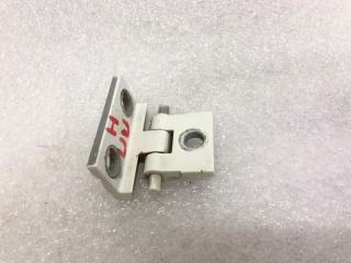 Запчасть петля двери нижняя передняя правая Volvo XC90 2010