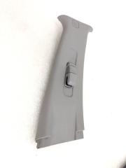 Фото запчасти обшивка стойки средней правая Nissan Primera 2002 Б/У запчасть Запчасть обшивка стойки средней правая Nissan Primera 2002