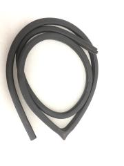 Уплотнитель проема двери передний правый Nissan Primera 2002