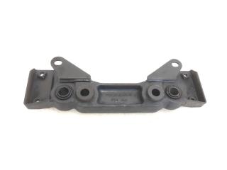 Запчасть кронштейн задний Jaguar XK 1999