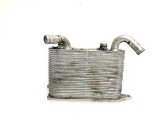 Радиатор масляный Volkswagen Transporter 2009