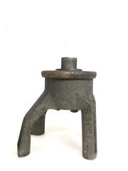 Подушка двигателя Volkswagen Transporter 2009