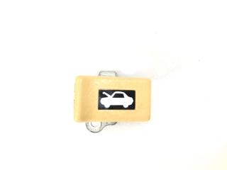 Фото запчасти ручка открывания капота Honda Elysion 2004 Б/У запчасть Запчасть ручка открывания капота Honda Elysion 2004