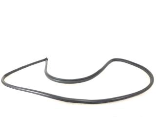 Уплотнитель проема двери передний правый Toyota RAV 4 2010