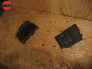 Запчасть защита двс правая Toyota Passo