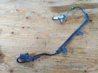 Запчасть датчик abs задний левый Nissan Pulsar 1997