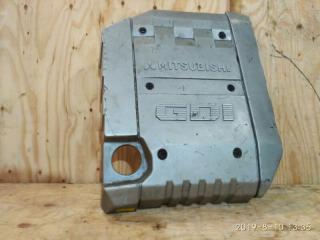 Крышка на двигатель декоративная Mitsubishi Diamante 2000