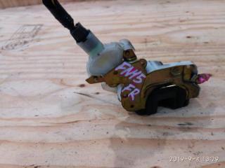 Замок дверной передний правый Nissan Pulsar 1998