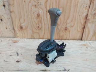 Рычаг переключения кпп Toyota Platz 2000