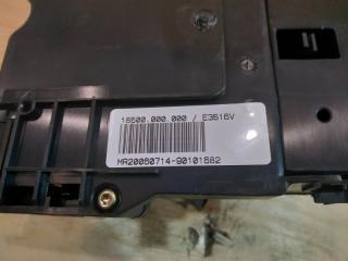 Блок реле и предохранителей X3 2007 E83 N52B30