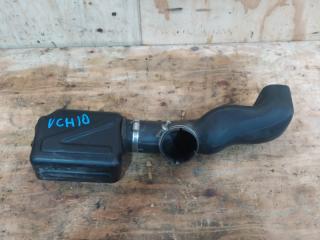 Патрубок воздушн.фильтра Toyota Grand Hiace 2001