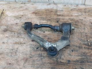 Запчасть рычаг подвески передний правый Toyota Grand Hiace 2001