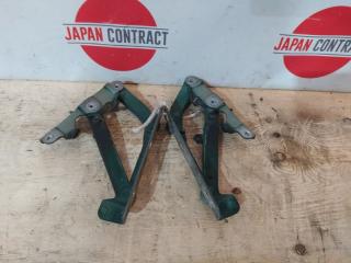 Запчасть петля капота Mercedes Benz E-Class 2004