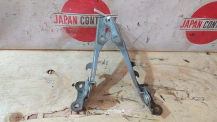 Петля капота Toyota OPA 2000