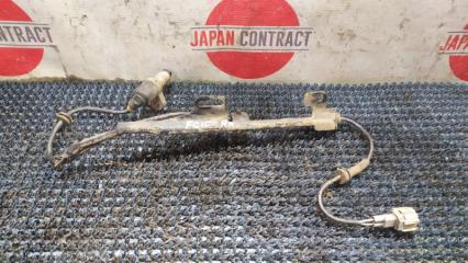 Запчасть датчик abs задний правый Nissan Bluebird Sylphy 2001