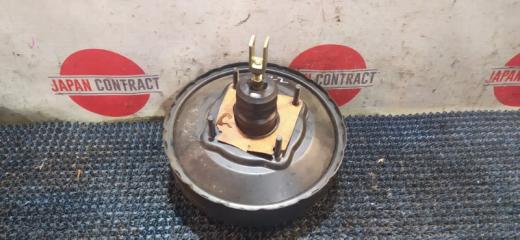 Вакуумный усилитель тормоза и сцепления Toyota Camry 1990