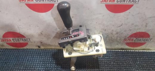 Рычаг переключения кпп Subaru Forester 2004