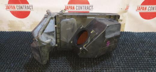 Корпус воздушного фильтра Nissan Primera 2001
