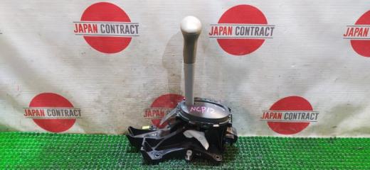 Рычаг переключения кпп Toyota Platz 2000