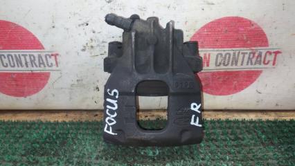 Суппорт передний правый Ford Focus 2003