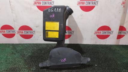 Воздухозаборник Toyota Camry 2011