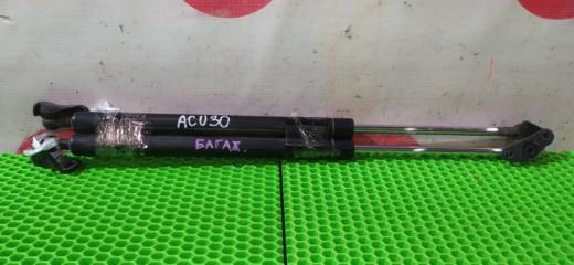 Амортизатор багажника Toyota Harrier 2004