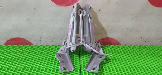 Петля крышки багажника Curren 1998 ST208 4S-FE