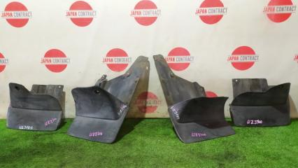 Брызговик Toyota Land Cruiser 2000