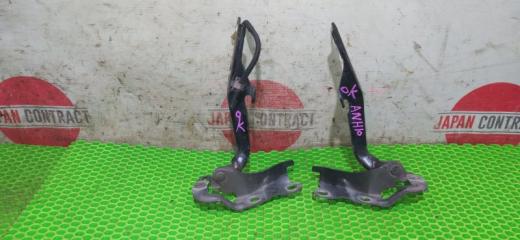 Петля капота Toyota Alphard 2004