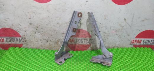 Запчасть петля капота Mitsubishi Lancer Cedia 2001