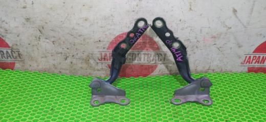 Петля капота Toyota Carina 1995