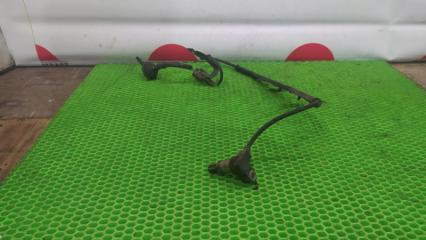 Запчасть датчик abs задний левый Nissan Rnessa 1998