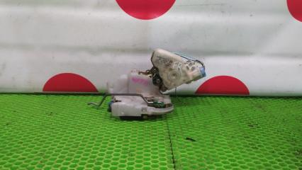 Замок дверной передний правый Nissan Wingroad 2003