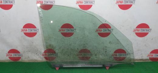 Стекло боковое переднее правое Toyota RAV4 2002