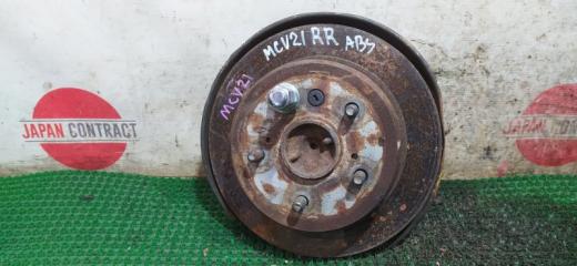 Запчасть ступица задняя правая Toyota Windom 1996