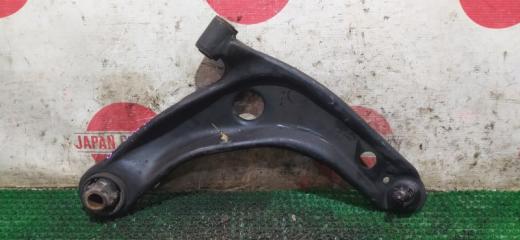 Запчасть рычаг подвески передний правый Toyota Belta 2007