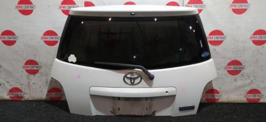Дверь задняя багажника Toyota IST 2004