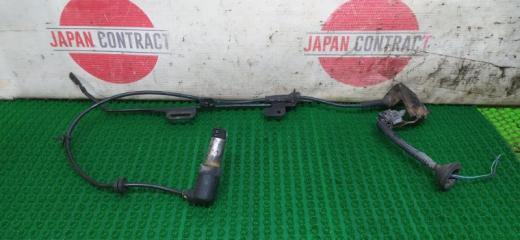 Запчасть датчик abs задний правый Nissan Bluebird Sylphy 2001
