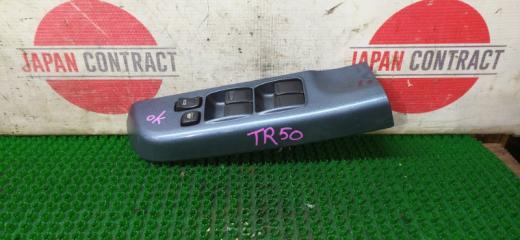 Фото запчасти блок управления стеклоподъемниками Nissan Terrano 2000 Б/У запчасть Запчасть блок управления стеклоподъемниками Nissan Terrano 2000