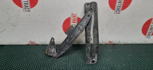 Петля крышки багажника Land Cruiser Prado 1999 RZJ95W 3RZ-FE