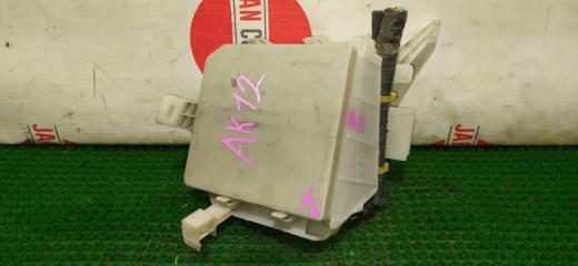 Запчасть блок реле и предохранителей Nissan March 2005