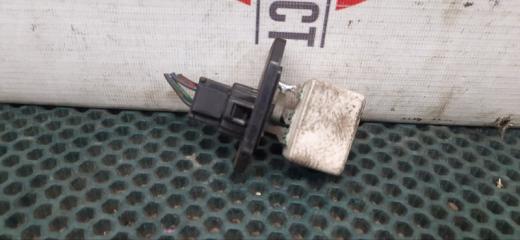 Реостат печки Nissan Safari 1998 Б/У Реостат печки Nissan Safari 1998