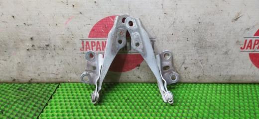 Запчасть петля капота Toyota Liteace 2000