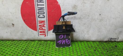 Реостат печки Nissan Bluebird Sylphy 2001 Б/У Реостат печки Nissan Bluebird Sylphy 2001